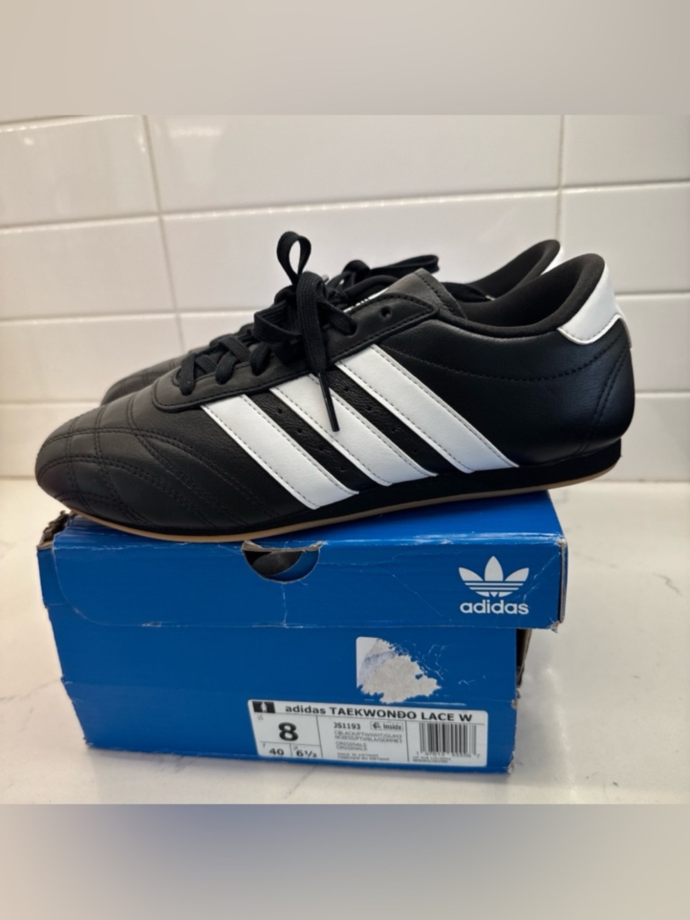 New Adidas Taekwondo Lace Black Leather White Lace-Up Athletic Shoes Womens